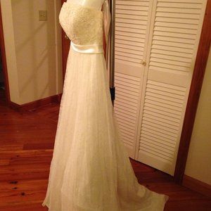 Wedding Dress Oleg Cassini